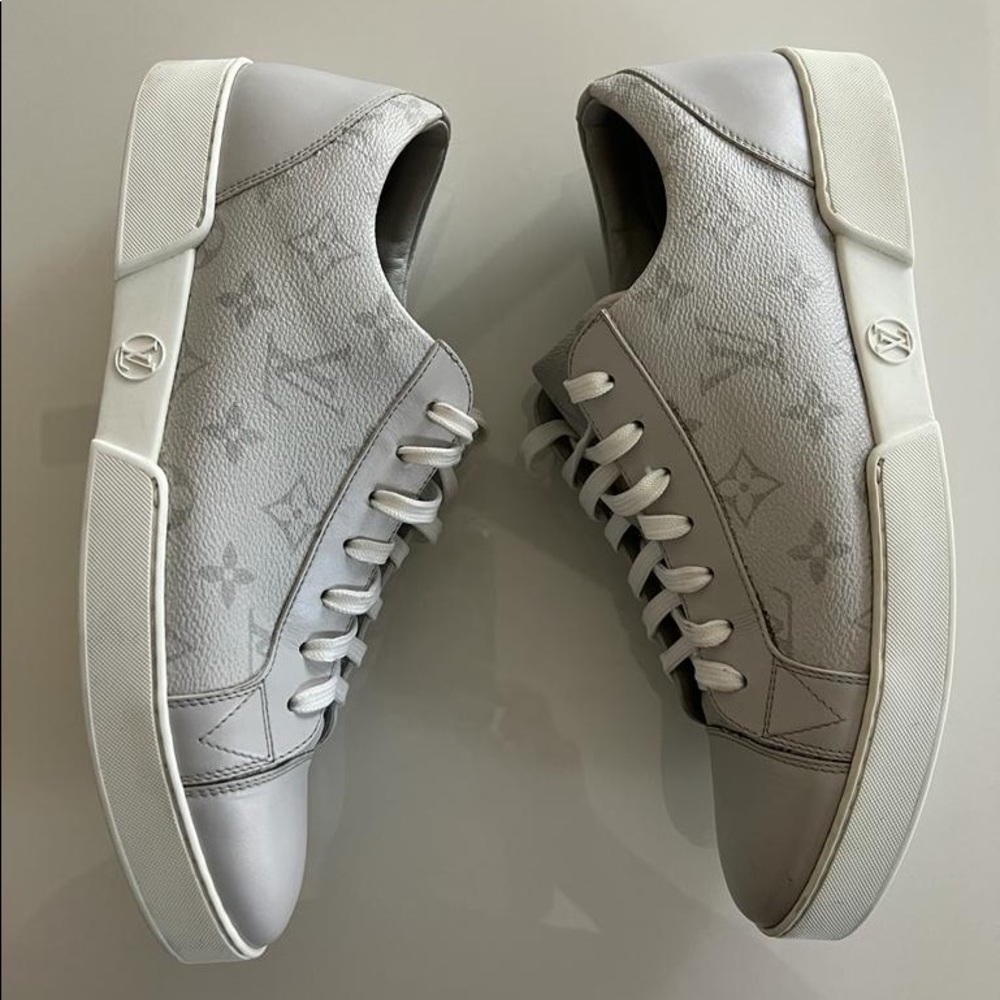 Authentic Louis Vuitton Tenis Match-Up Gray and White Size 8